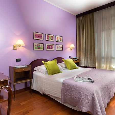 Hotel Fenix Рим Екстериор снимка