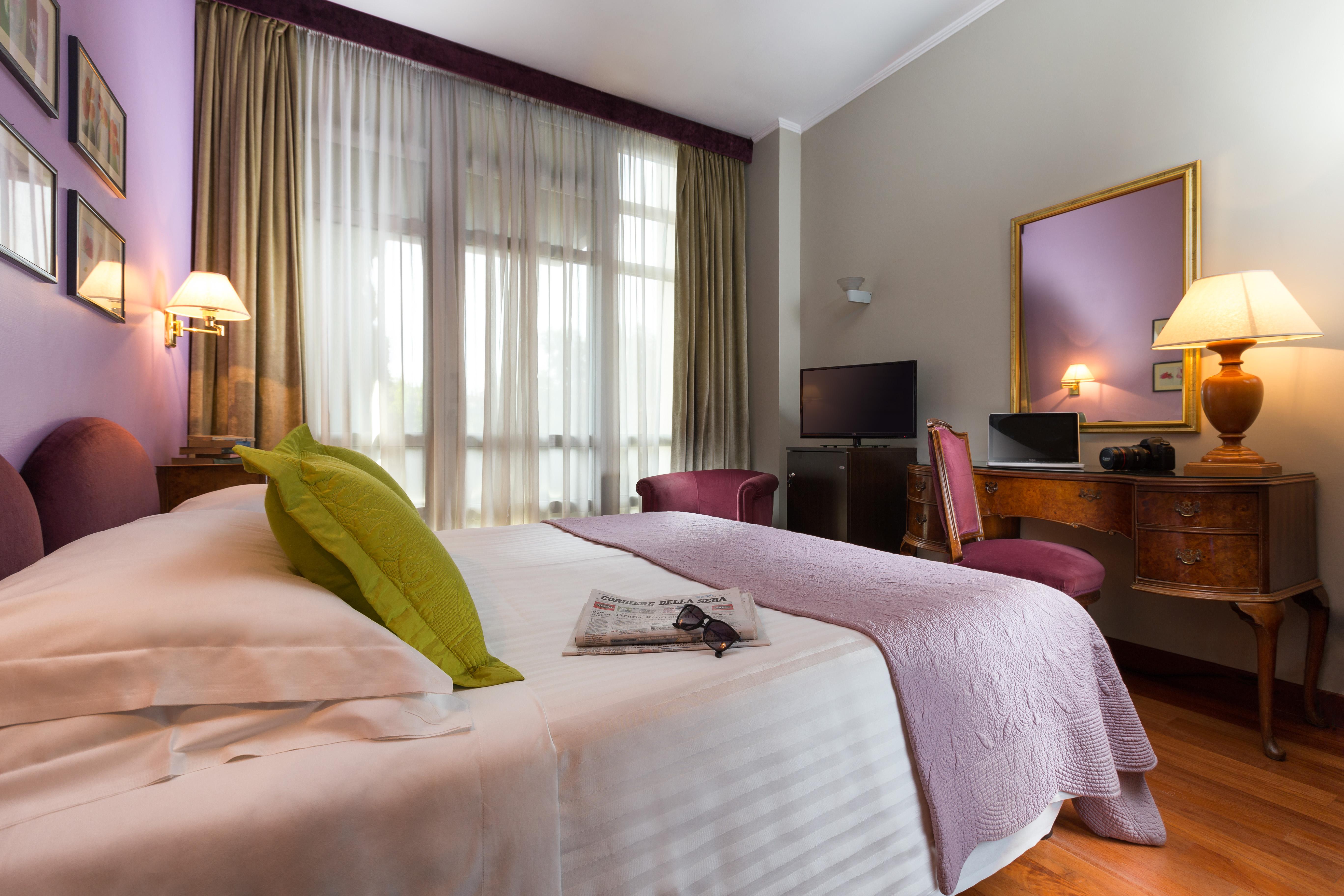 Hotel Fenix Рим Екстериор снимка