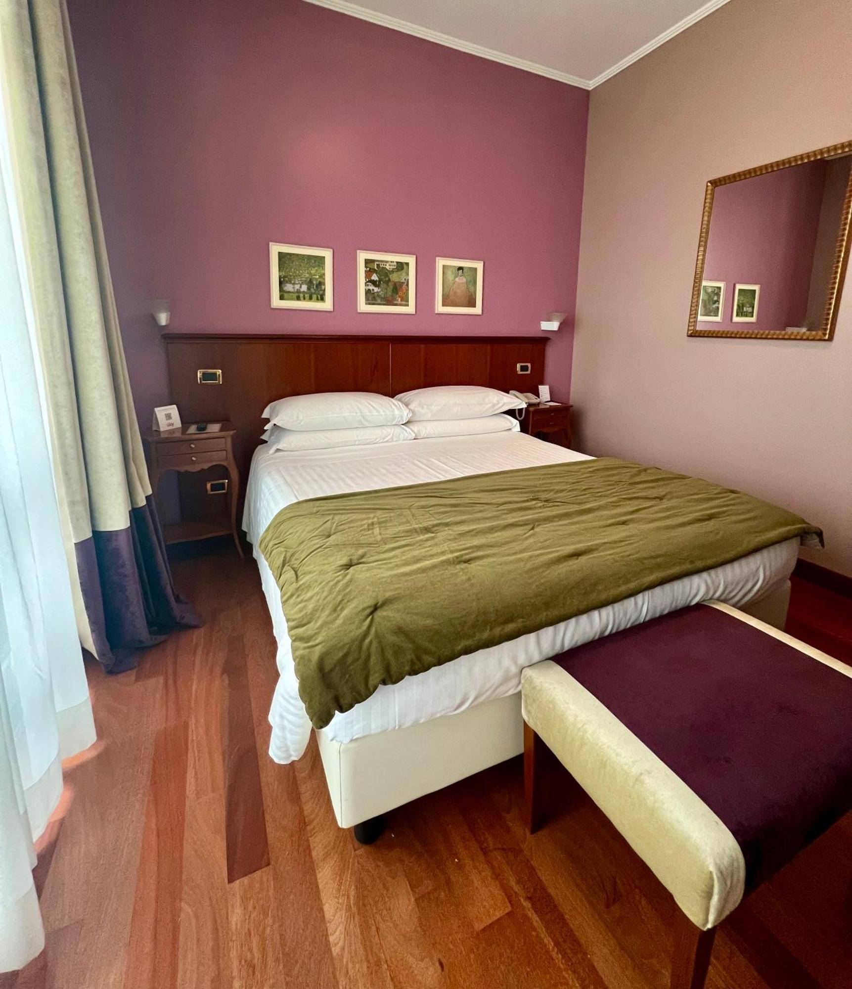Hotel Fenix Рим Екстериор снимка