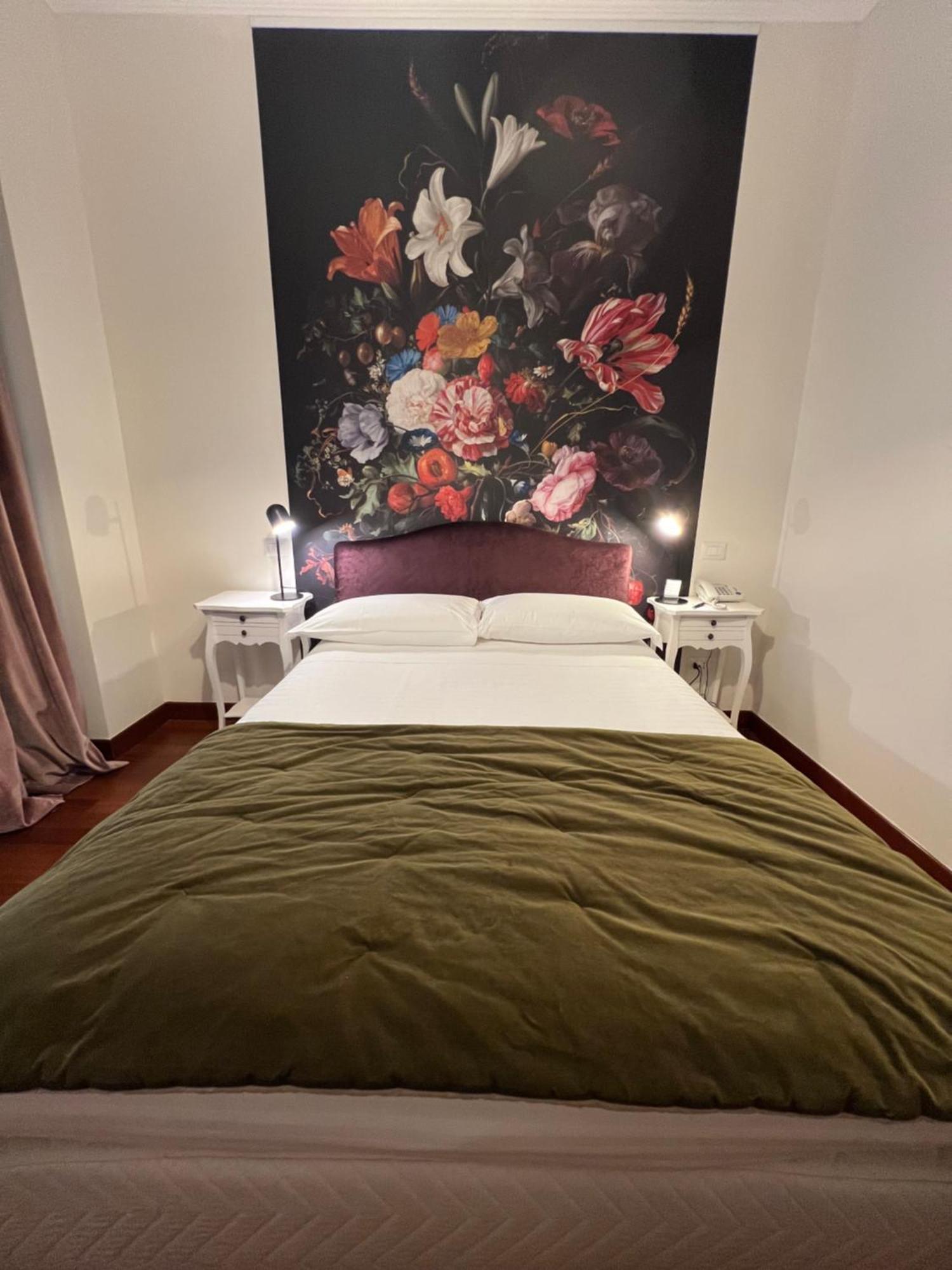 Hotel Fenix Рим Екстериор снимка